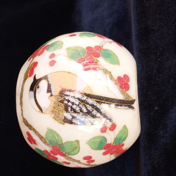 William Bill Yee Plique-a-Jour Cloisonne Chickadee Votive Candle Holder - Picture 6 of 7